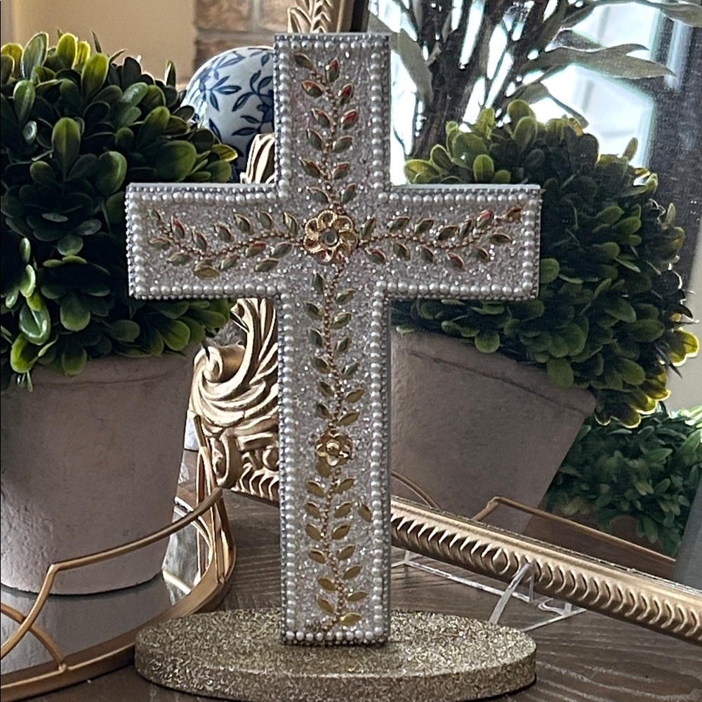 NEW! Elegant Vintage Inspired Beaded Wood Cross Floral Gold & Faux Pearl